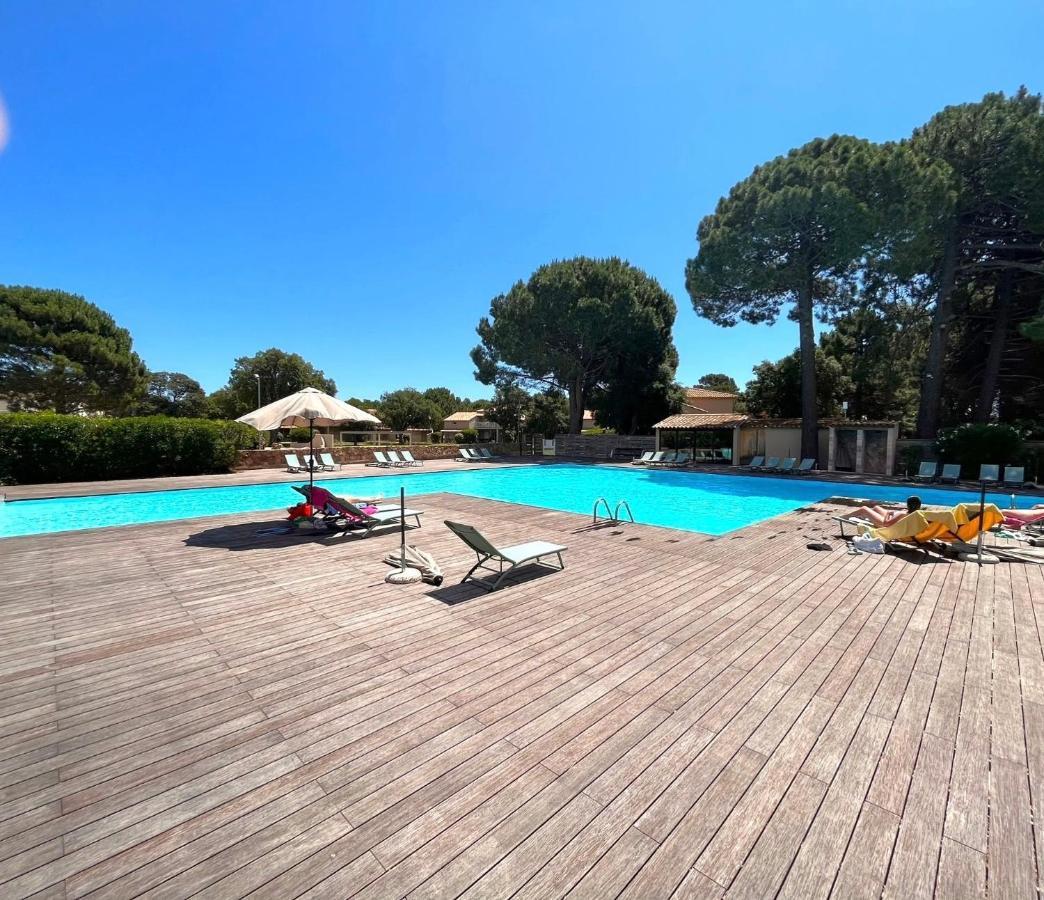 Cala Rossa By Sarai, Apt T2 4 Personnes, Dans Residence Hoteliere Avec Piscine Lecci Bagian luar foto