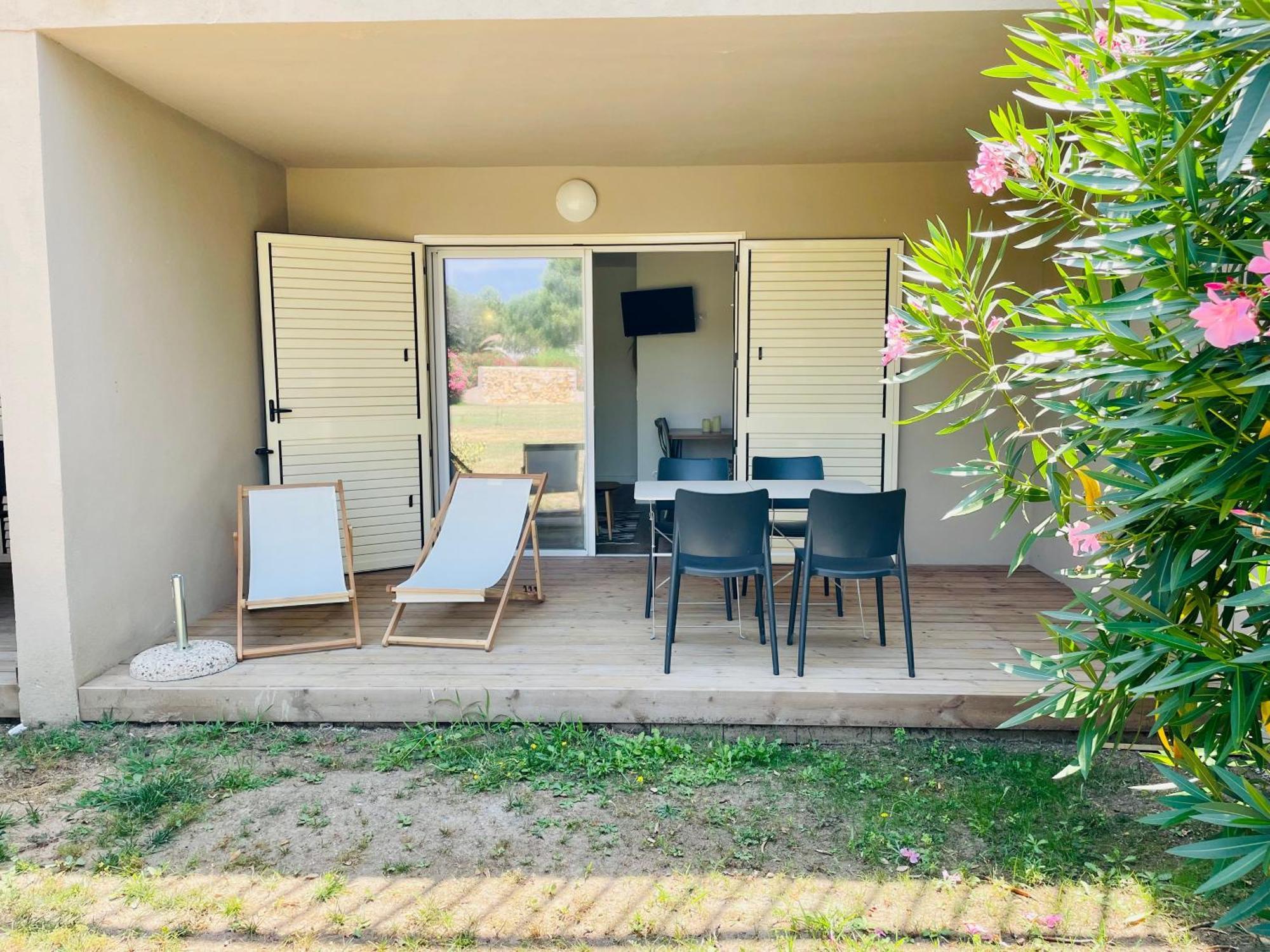 Cala Rossa By Sarai, Apt T2 4 Personnes, Dans Residence Hoteliere Avec Piscine Lecci Bagian luar foto