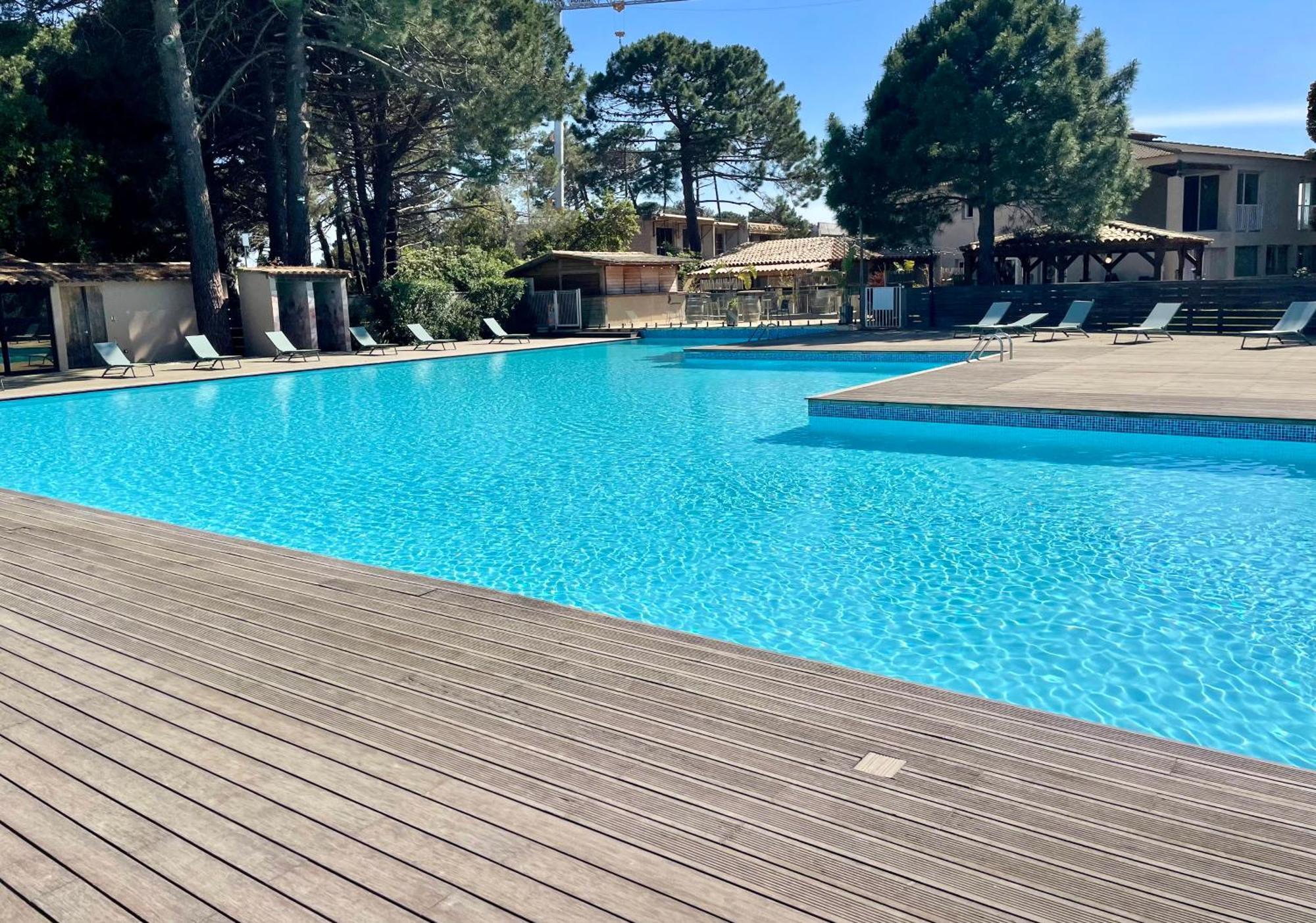 Cala Rossa By Sarai, Apt T2 4 Personnes, Dans Residence Hoteliere Avec Piscine Lecci Bagian luar foto
